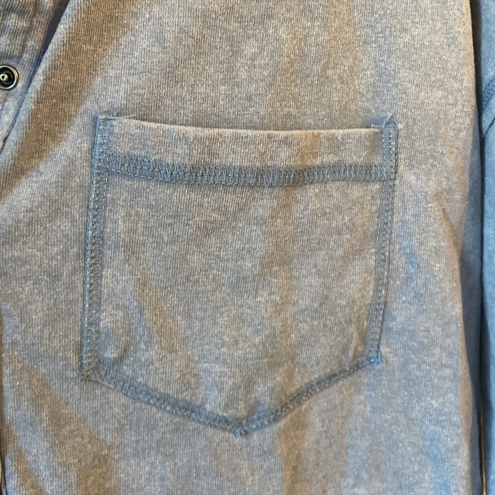 Blue top - Picture 3 of 5